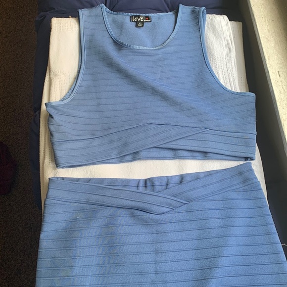 Size XL Matching Set - Picture 2 of 6